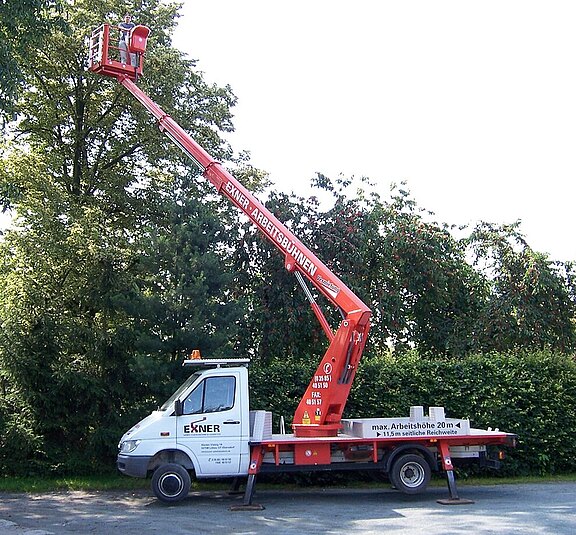 LKW-Arbeitsbühne TA 19 LKW-Arbeitsbühne TA 19