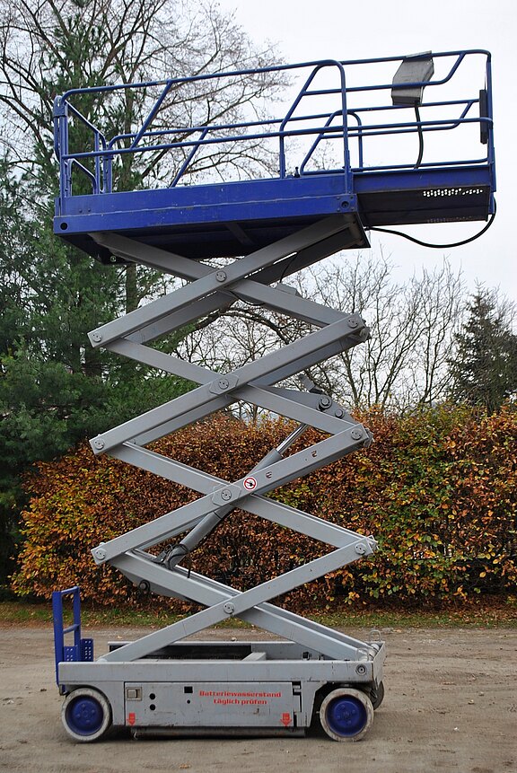 Scheren-Arbeitsbühne Upright X26