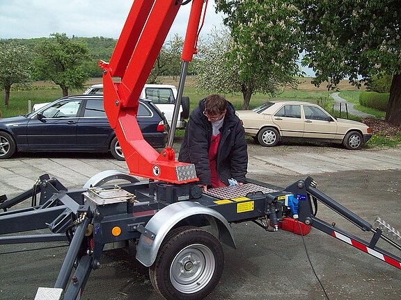 Anhänger Arbeitsbühne E 12 GK